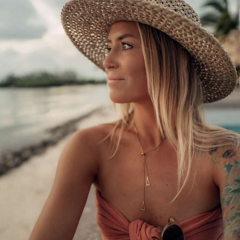 Raising Surfers- The Wallen Necklace
