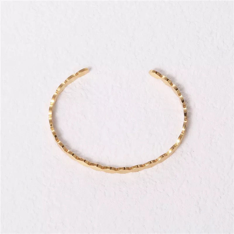Raising Surfers- The Zuma Bracelet