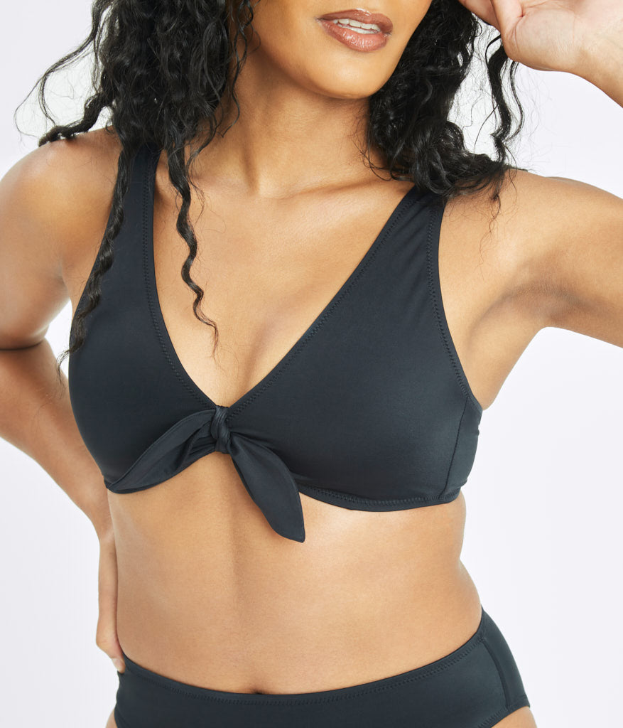 Lively- The Swim Plunge Bralette Bikini Top